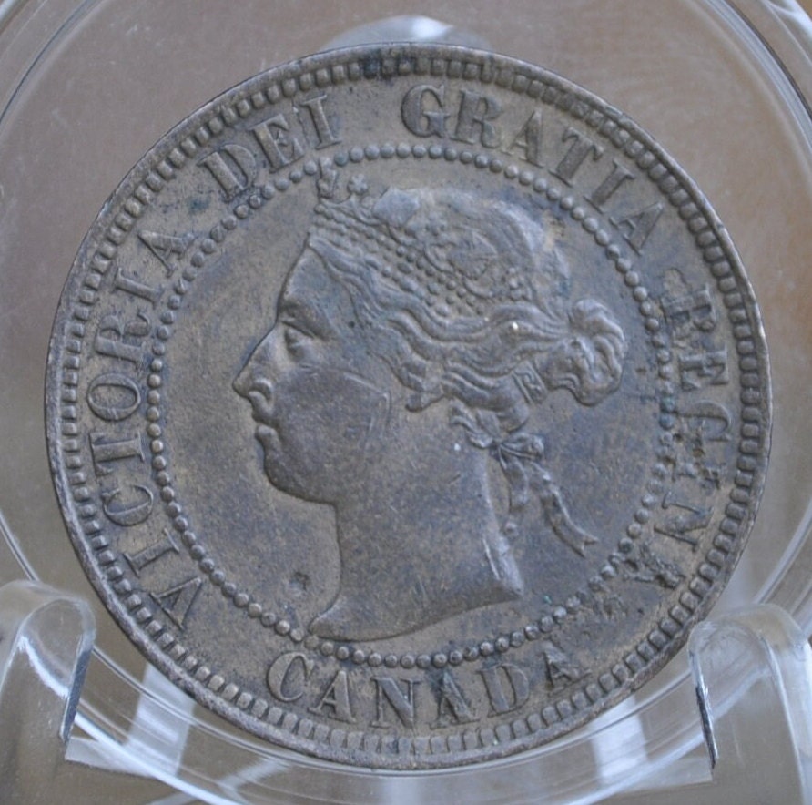1892 Canadian One Cent - XF (Extremely Fine) Condition - Queen Victoria - 1892 Large Cent - 1892 Penny Canada 1 Cent 1892