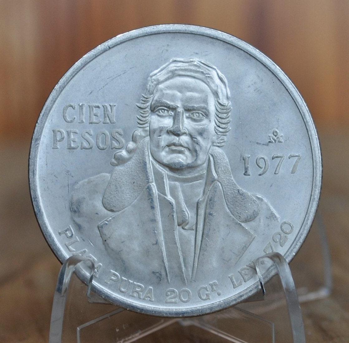 1977 100 Pesos Silver Coin - Mexico - BU (Uncirculated) Grade / Condition - One Hundred Pesos Silver 1977 Mexican Coin, 72% Silver