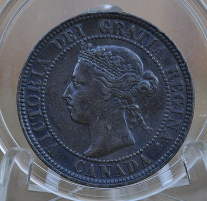 1901 Canadian Cent - VF-XF (Very to Extremely Fine) Condition - Queen Victoria - One Cent Canada 1901 Large Cent - 1901 One Cent