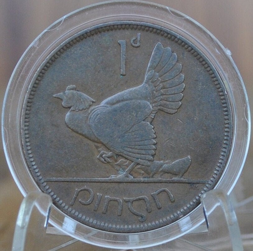 1928 Irish 1 Penny - VF/XF Grade / Condition - 1928 One Cent Ireland / UK - Hen with Chicks Design Irish Coins - Irish Coins