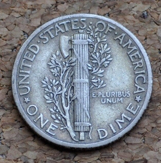 1939 Mercury Silver Dime - XF (Extremely Fine) - Great Detail - 1939P Mercury Head / 1939 P Liberty Head Dime - Winged Liberty Head 1939P