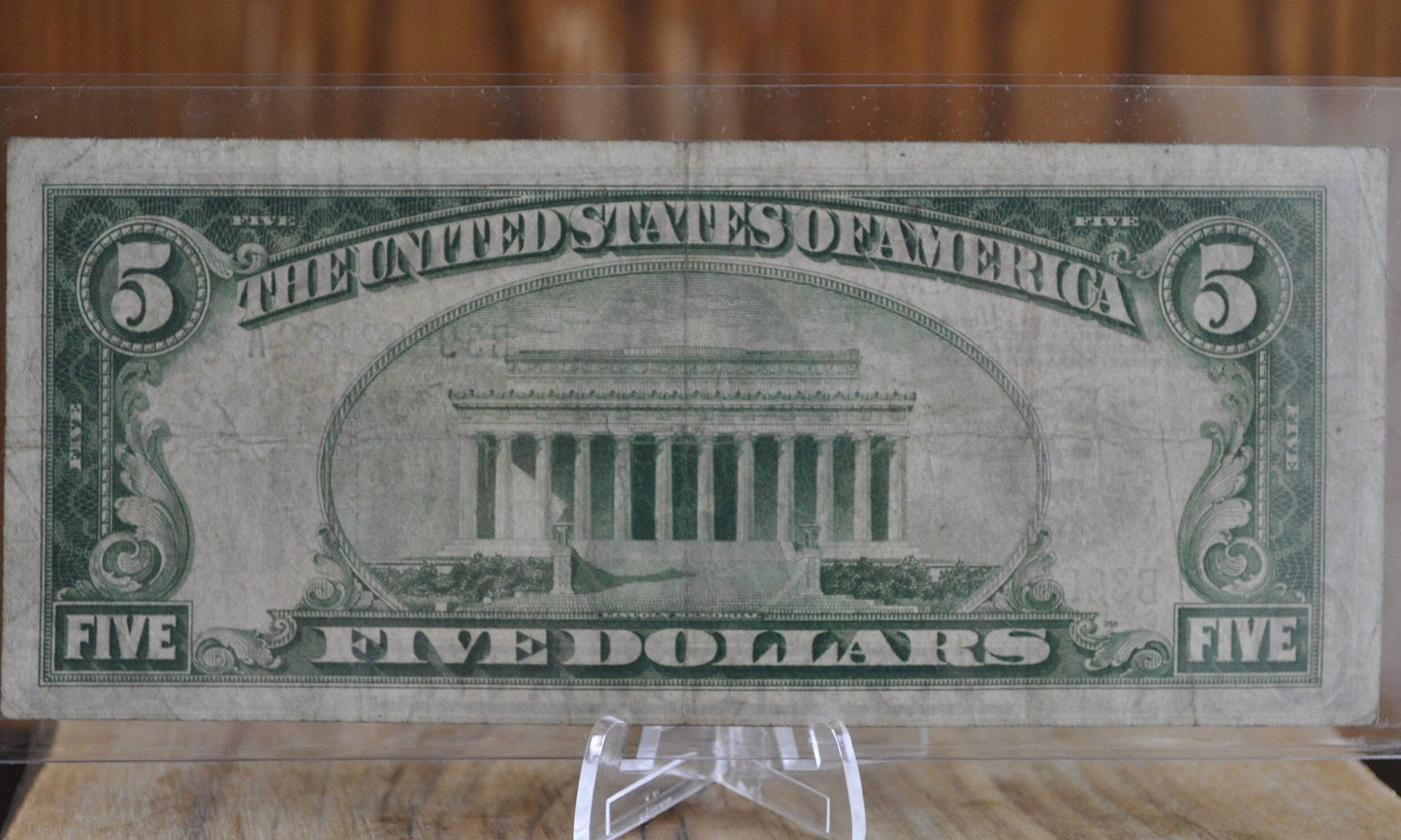 1963 5 Dollar United States Note Red Seal - Fine to AU, Choose by grade - 5 Dollar Bill 1963 Five Dollar Red Seal - Fr#1536