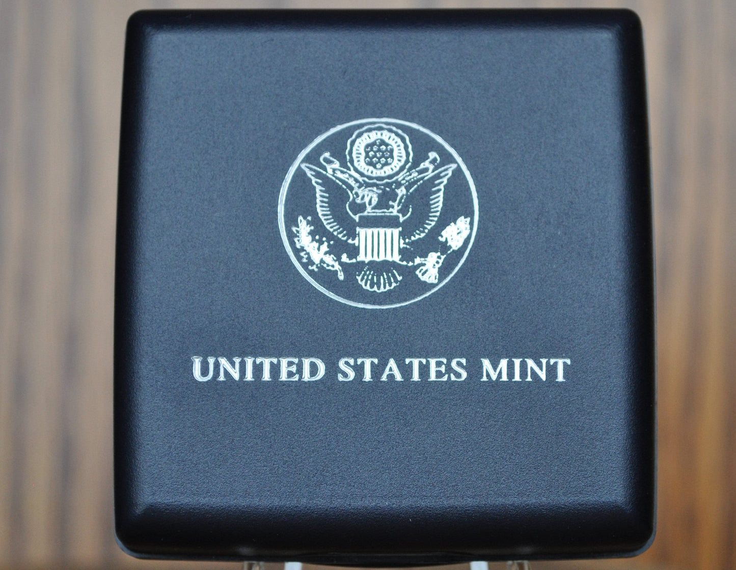 1999-P Susan B Anthony Proof Dollar - Proof Strike, In Original Mint Packaging with Certificate of Authenticity - Beautiful Proof Coin