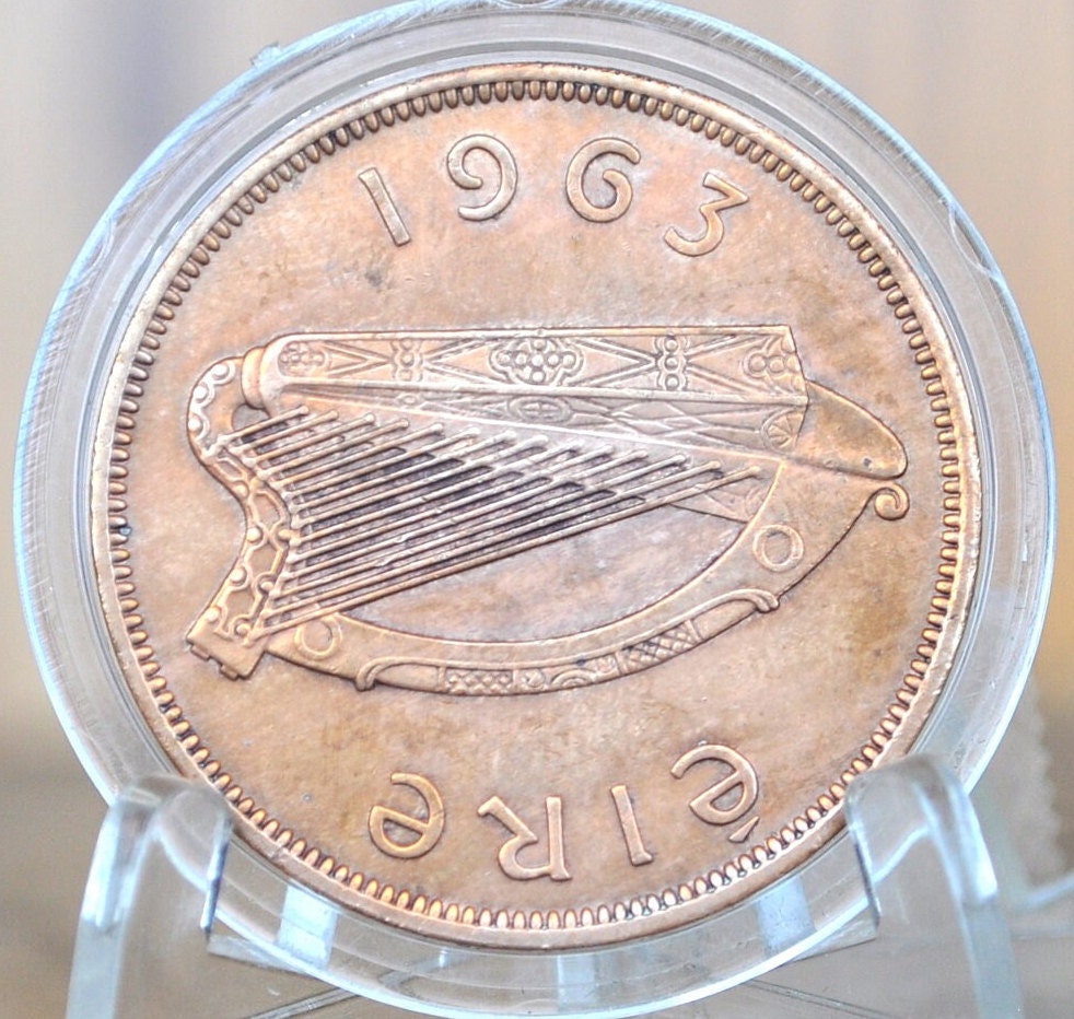 Irish 1 Penny Coins! - Choose by Date - Vintage Irish One Cent Coin Ireland - Hen with Chicks Design - Great for Gifts, Jewelry, 30's 40's+