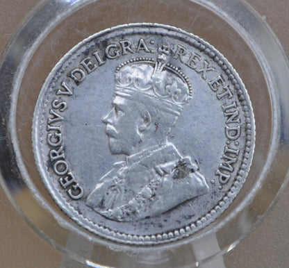 1920 Canadian Silver 5 Cent Coin - XF (Extremely Fine) Condition - King George - Canada 5 Cent 80% Silver 1920 Canada