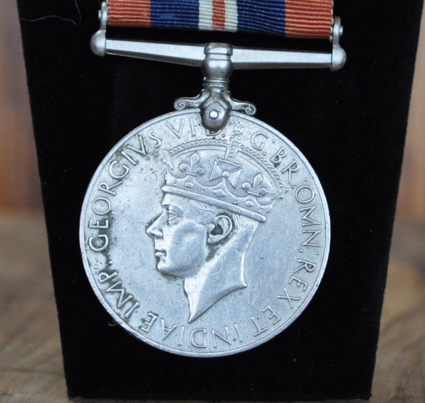 1945 Great Britain WWII War Medal - King George - 1939-1945 World War Two United Kingdom Armed Forces Service Medal