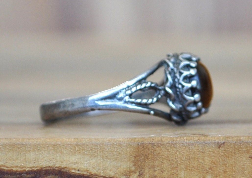 Antique Oval Tiger's Eye Ring Set in Sterling Silver - Size 7 Ring Size 7 (17.5 MM) - Mental Clarity, Calm, Healing, Oval Cut Tigers Eye