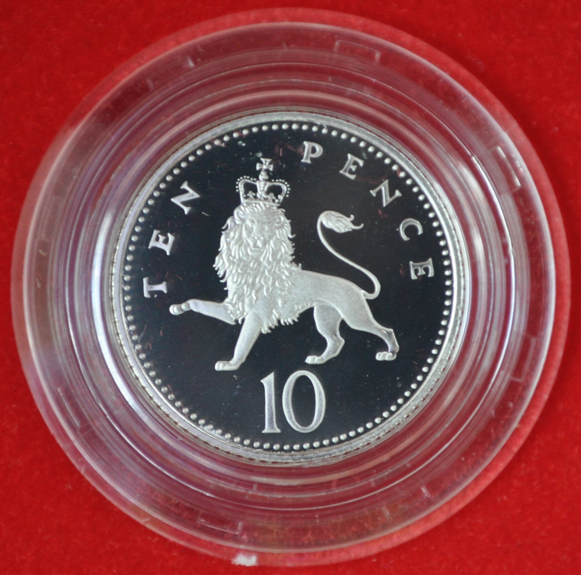 1992 United Kingdom Silver Proof Collection - Four Coins - One Pound Fifty Pence Ten Pence (Old & New Size)