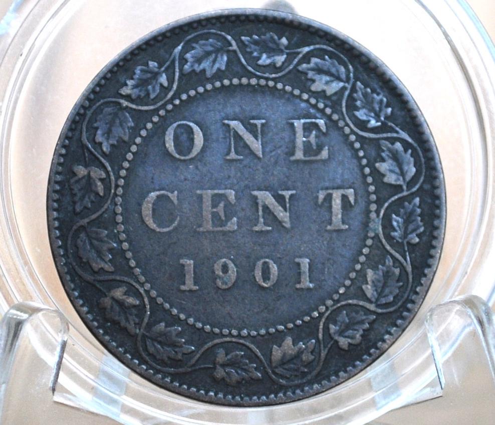 1901 Canadian Cent - VF-XF (Very to Extremely Fine) Condition - Queen Victoria - One Cent Canada 1901 Large Cent - 1901 One Cent
