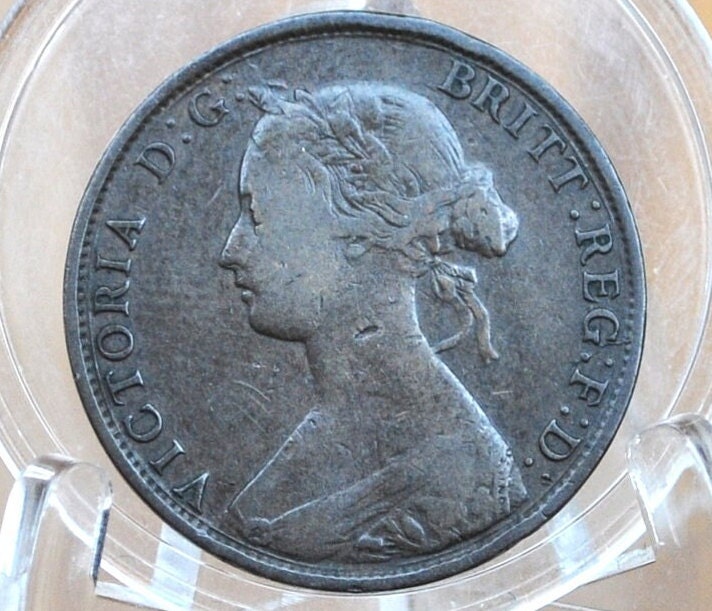 1861 Great Britain Half Penny - VF Grade/Condition - UK Halfpenny 1861 England 1/2 Cent - Queen Victoria - Bronze, Great Detail