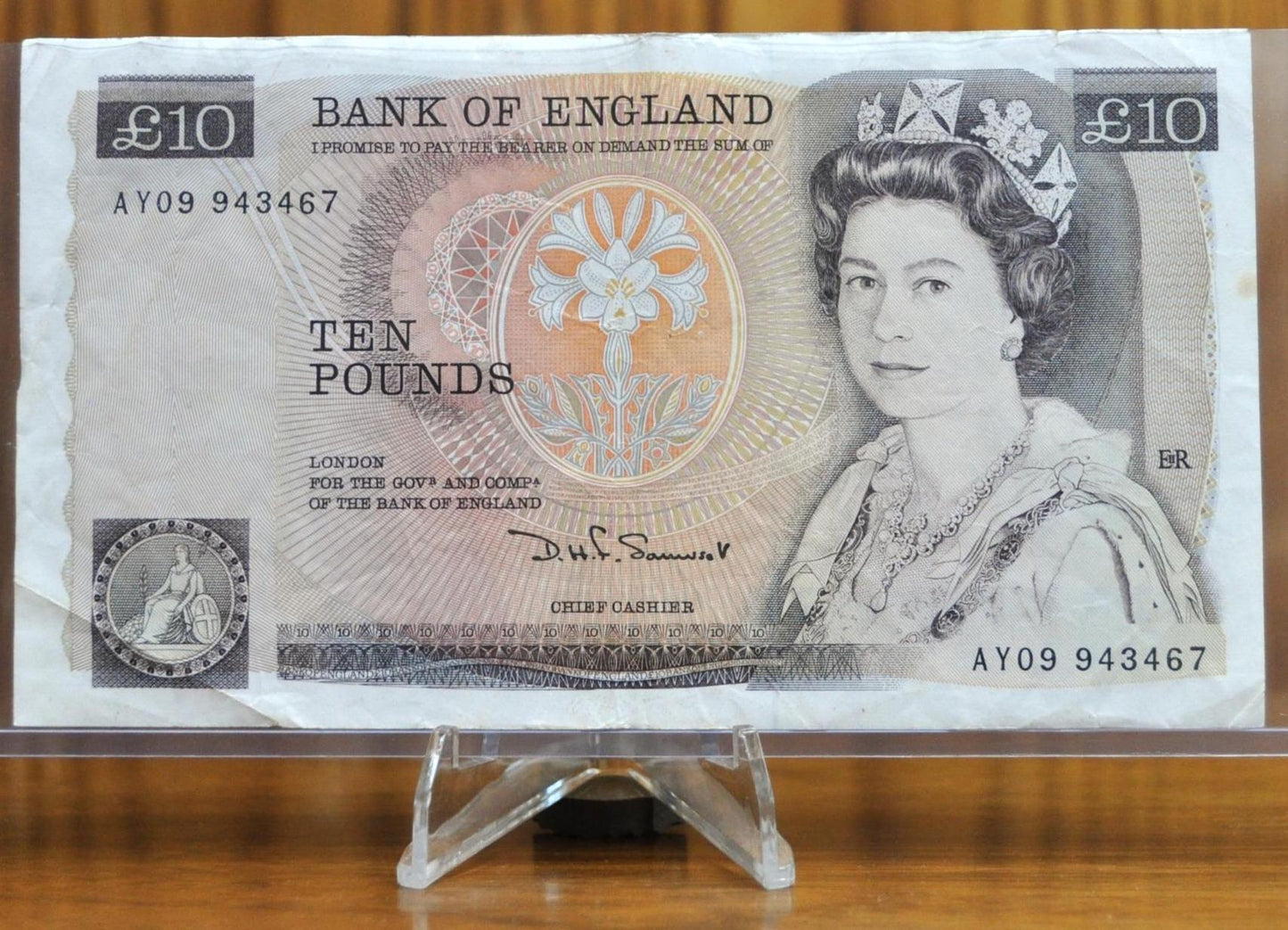 1984-86 Bank of England 10 Pound Note - D.H. Somerset Signature - Florence Nightingale Issue- With "L" - 1984 English Ten Pound Note- P#379c