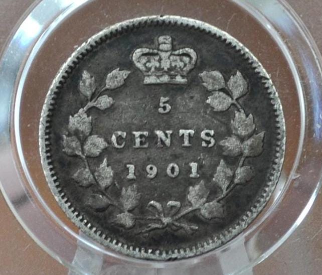 1901 Canadian Silver 5 Cent Coin - XF (Extremely Fine) - Queen Victoria - Canada 5 Cent Sterling Silver 1901 Canada - Lower Mintage