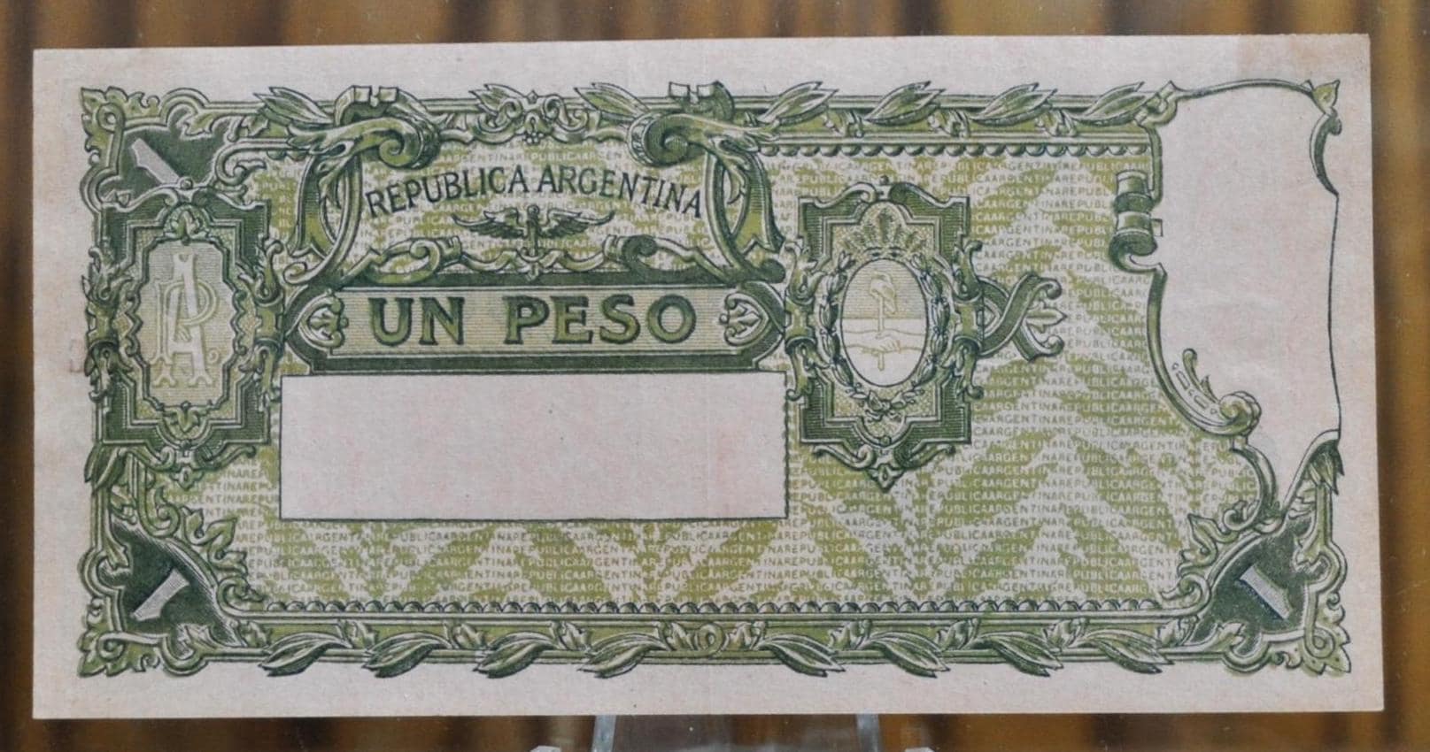 1920-24 Republica Argentina 1 Peso Bank Note - Almost Uncirculated - Series C, Watermark 1B - 1920 Argentina One Peso Bank Note - P#243