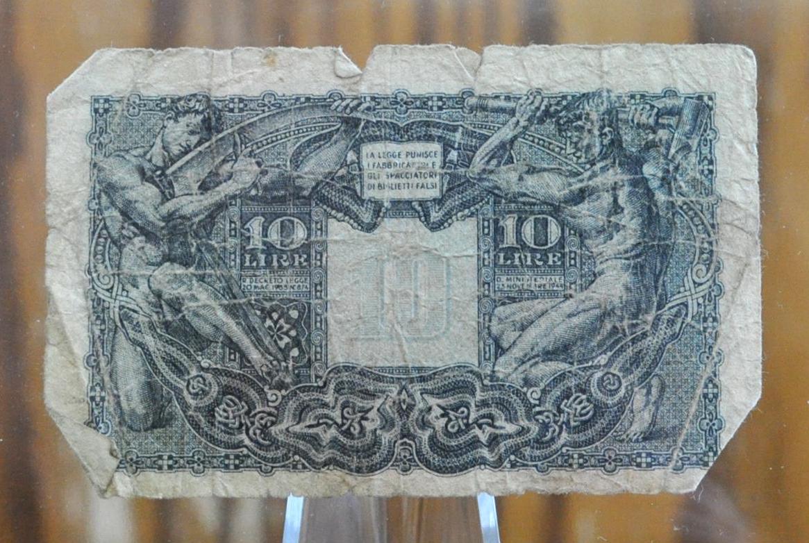 1944 Italy 10 Lire Banknote - Jupiter Profile Type - Bolaffi/Cavallaro/Giovinco Signatures - 1944 Italy Ten Lire Dieci Lire Banknote - P#32c