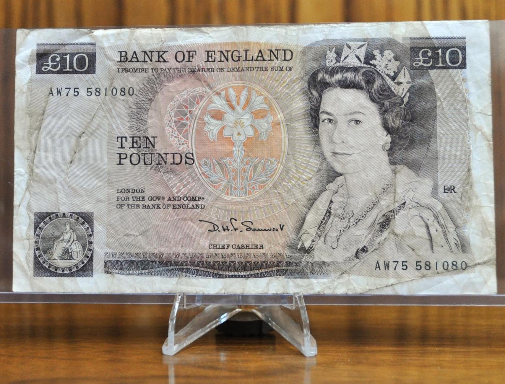 1984-86 Bank of England 10 Pound Note - D.H. Somerset Signature - Florence Nightingale Issue- With "L" - 1984 English Ten Pound Note- P#379c