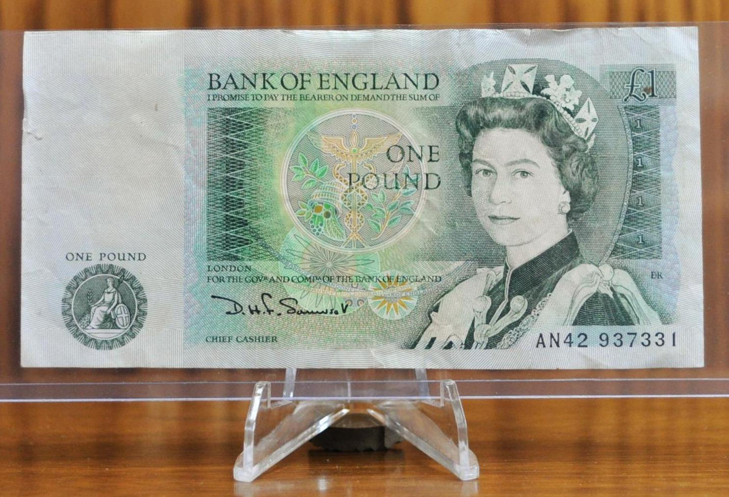 1981-84 Bank of England 1 Pound Note - D. H. F. Somerset Signature - Queen Elizabeth II Type - 1981 One Pound English Banknote - P#377b