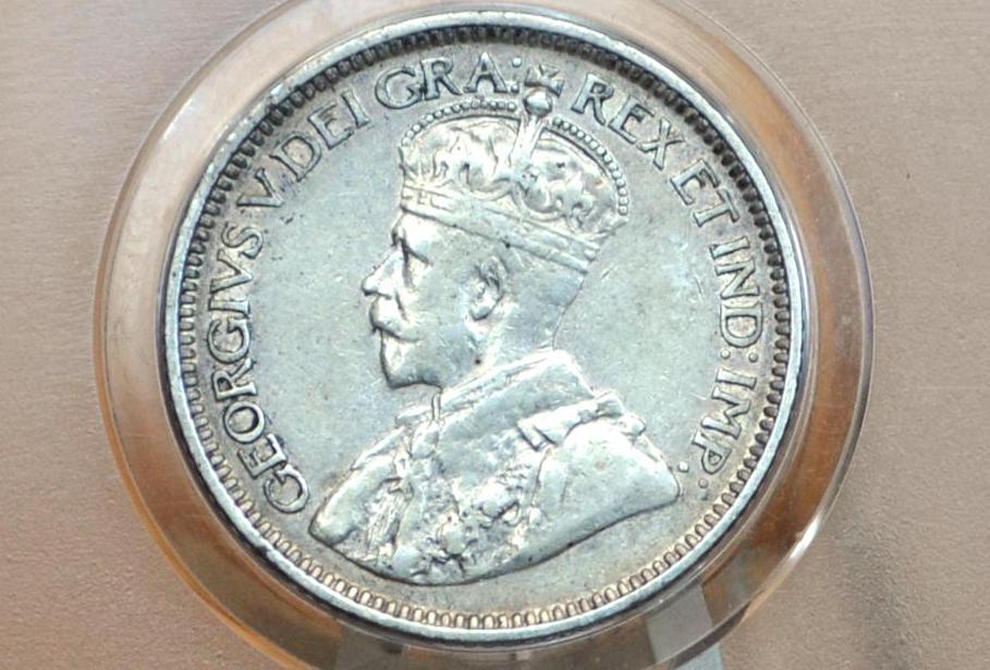 1918 Canadian Ten Cent - VF (Very Fine) Grade / Condition - King George V - 10 Cent Canada 1918 Cent - 1918 Canada Dime