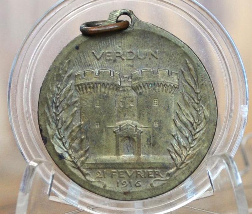 1916 French War Medal, Battle of Verdun - World War I Battle Of Verdun Medal - They Shall Not Pass - France Medal WW1