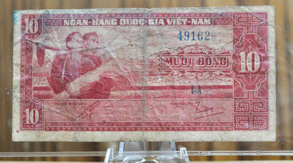 1962 South Vietnam 10 Dong Banknote - Peasant Couple Type - Low Series (1-A) - Vietnam War Era - 1962 South Viet-Nam Ten đồng Note - P#5