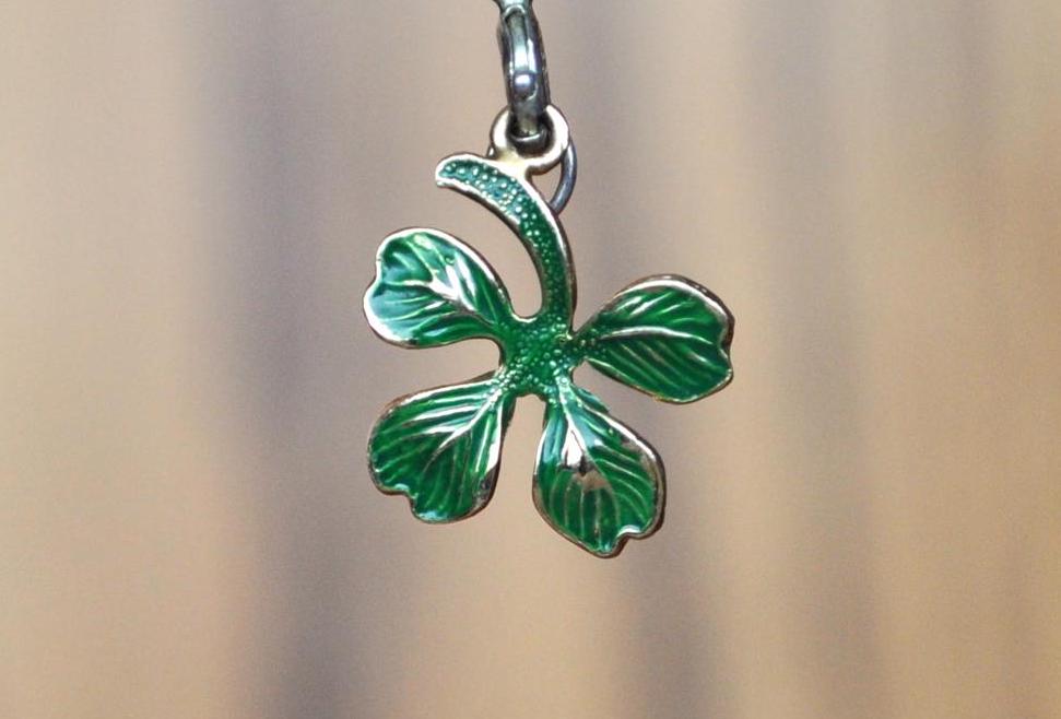 14K Gold Four Leaf Clover Bracelet Charm! Stamped 14K and tested - Gold Charm / Gold 4 Leaf Clover Charm, Beautiful Piece! Good Luck Charm