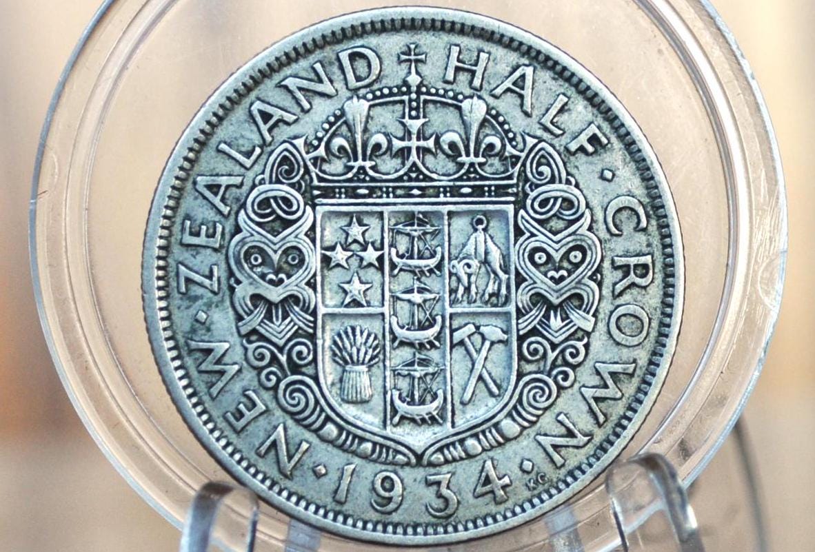 1934 New Zealand Silver Half Crown - Great Condition - 50% Silver - 1934 New Zealand Half Crown