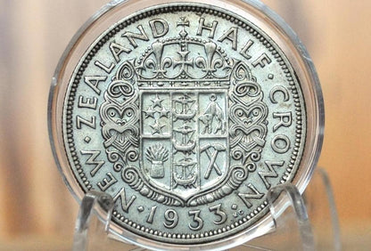 1933 New Zealand Silver Half Crown - Great Condition, XF - 50% Silver - 1933 Half Crown New Zealand