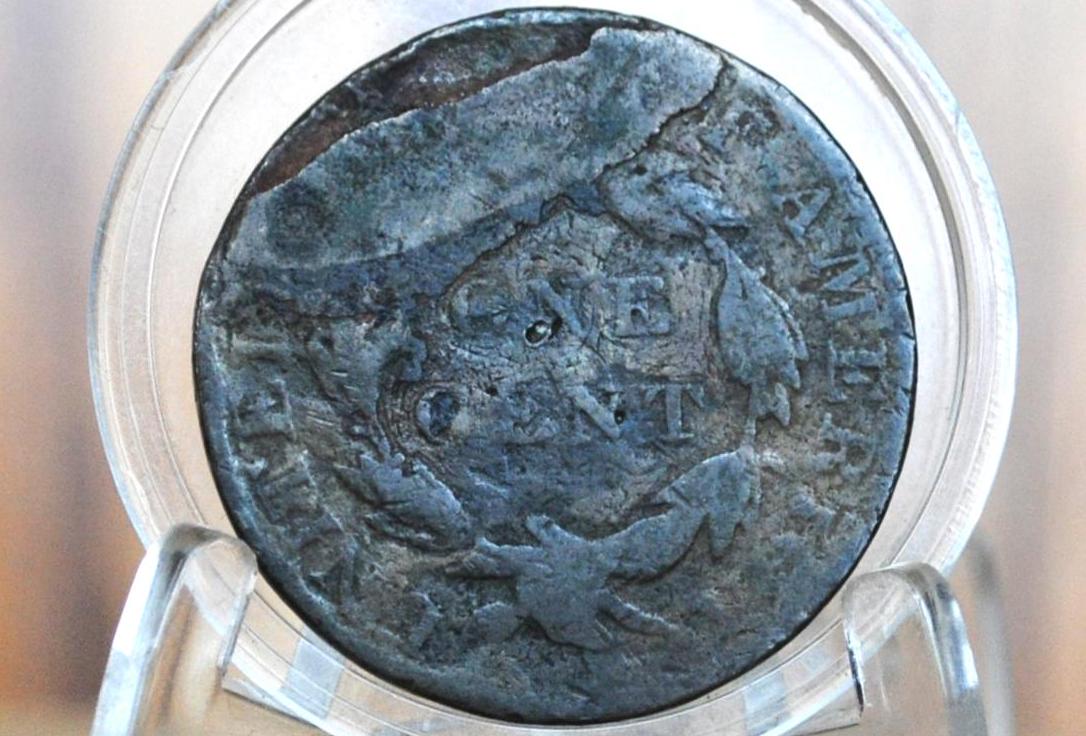 1823 Matron Head Large Cent - Unofficial Re-Strike With Die Crack - 1823 US 1 Cent 1823 Large Cent - Matron Head 1816 to 1835