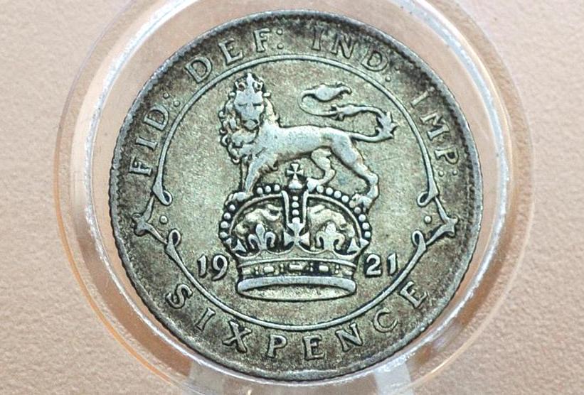 1940s 50s and 60s 6 Pence Great Britain - Choose by Date! - Queen Elizabeth II - Birthdays, Jewelry, Weddings - Sixpence UK Six Pence