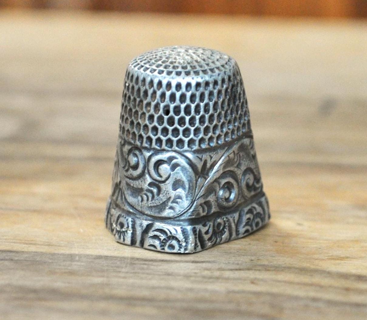 Antique Sterling Silver Simons Bros Co. Thimble - Size 8, Imperfect Shape - Scroll Design -Antique Simons Bros Sterling Silver 925 Thimble