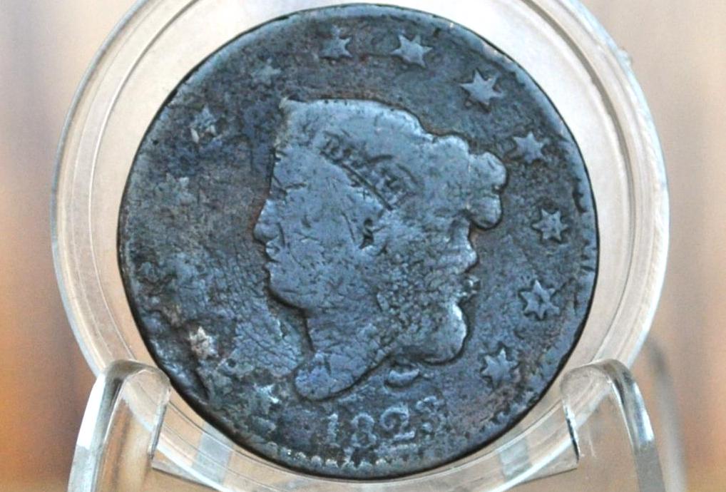 1823 Matron Head Large Cent - Unofficial Re-Strike With Die Crack - 1823 US 1 Cent 1823 Large Cent - Matron Head 1816 to 1835