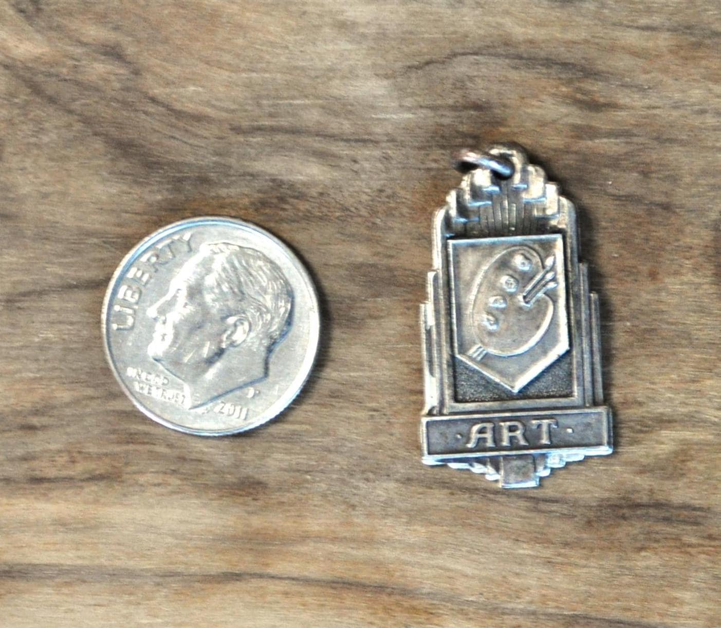 Vintage Art Deco "Art" Pendant- Vintage Pendant Charm - Vintage Art Pendant Sterling Silver