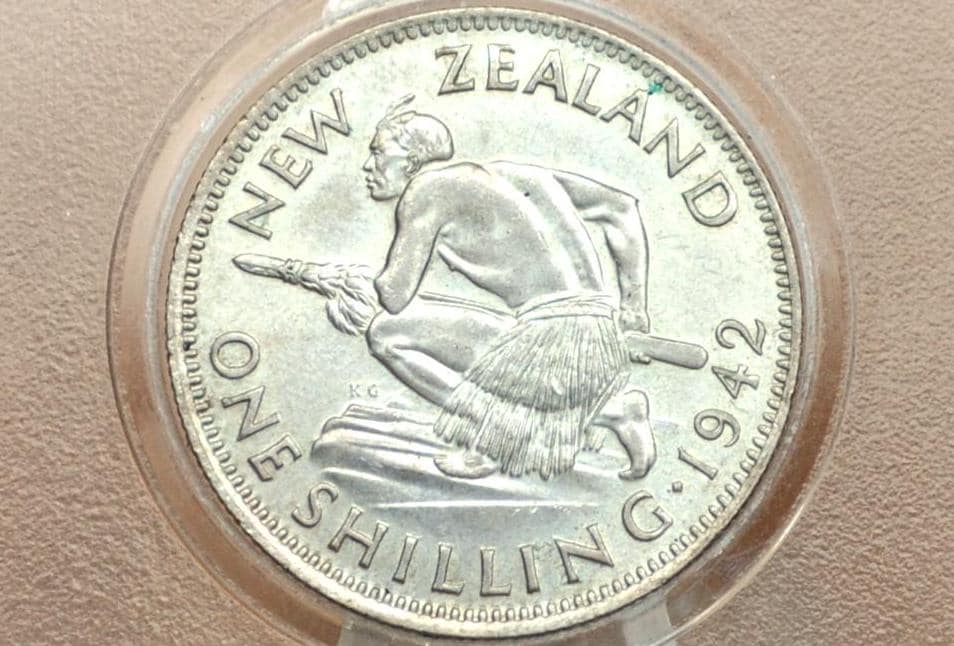 1934 New Zealand Silver Shilling - Great Condition, XF+ - 50% Silver - 1934 New Zealand One Shilling