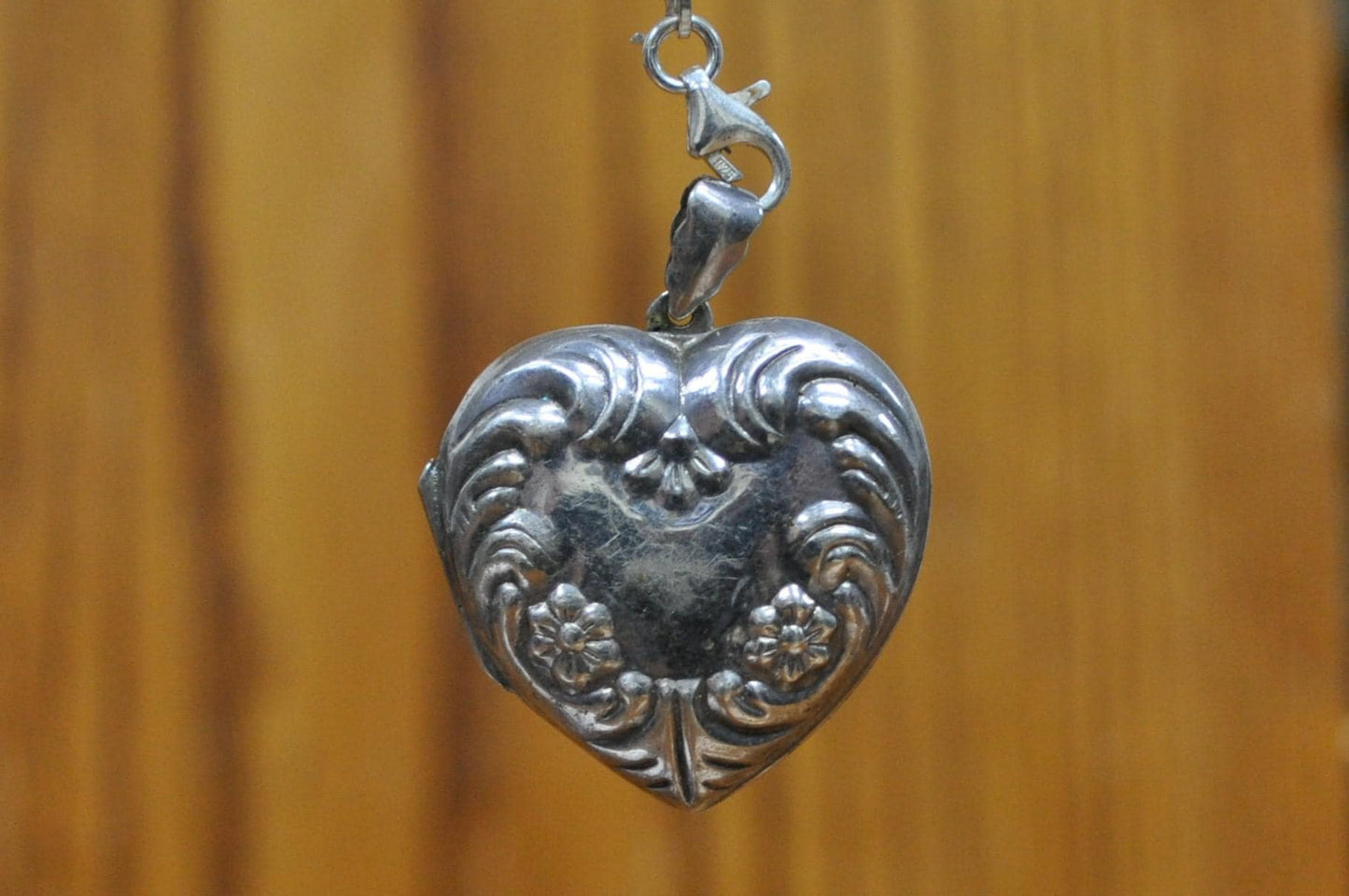 Vintage Sterling Silver Puffy Heart Locket Pendent - Floral and Scroll Design - Antique Large Lightweight Sterling 925 Flower Heart Locket