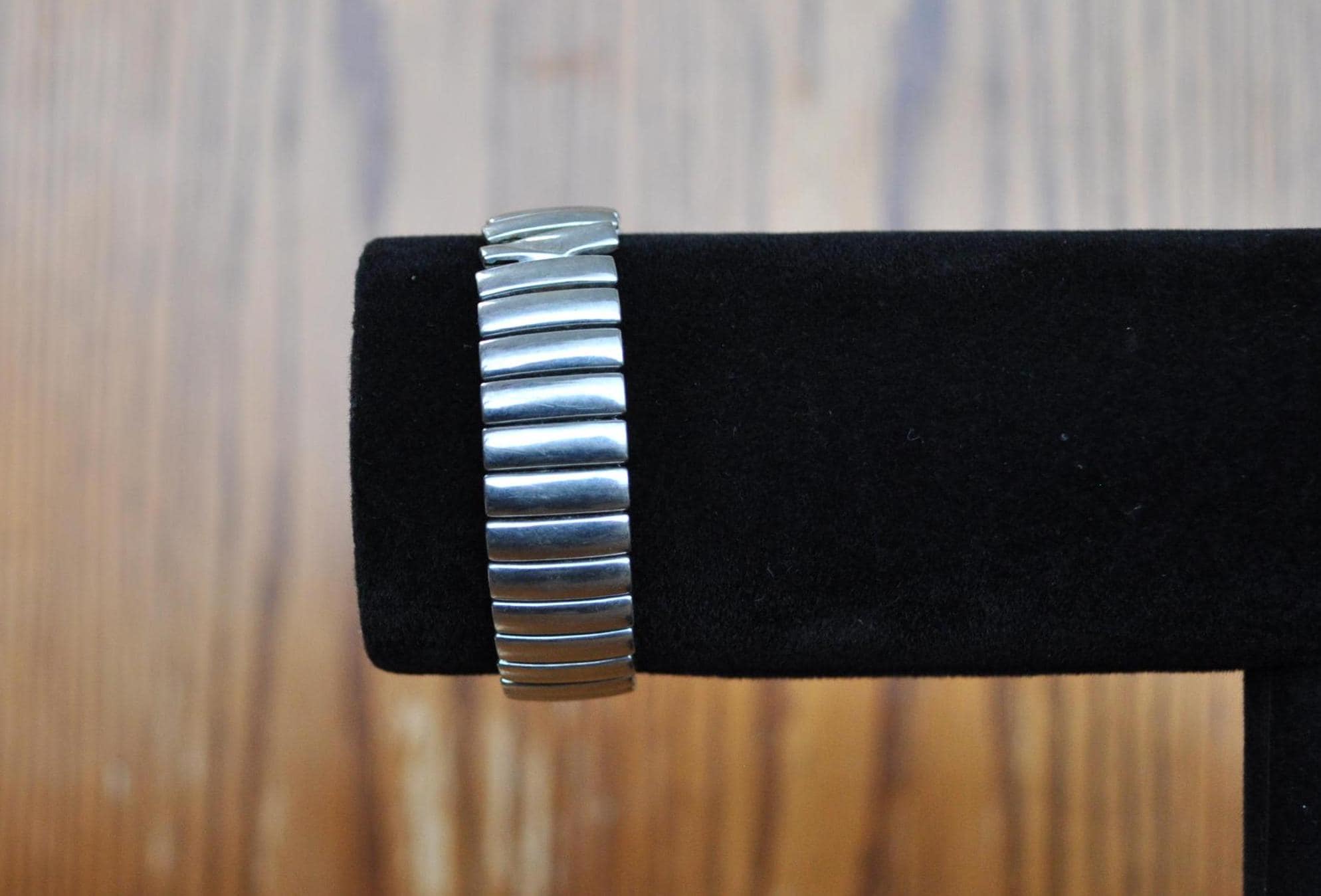 Antique Accromatic 17 Jewel Watch - Vintage Incabloc Unbreakable