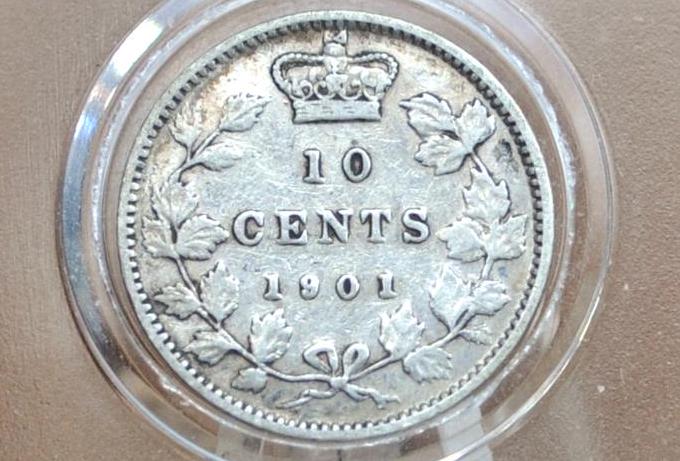 1901 Canadian Ten Cent - VF (Very Fine) Grade / Condition - 10 Cent Canada 1901 10 Cent Silver - Queen Victoria, Low Mintage Coin