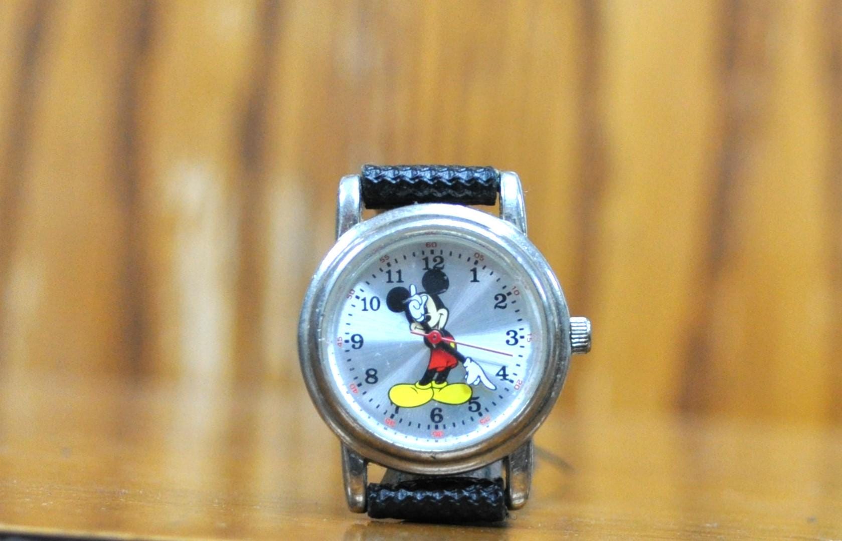 Antique Disney Mickey Mouse Watch - Collectible Vintage Disney Watch/ Mickey Mouse Watch - Must have for Disney Collectors