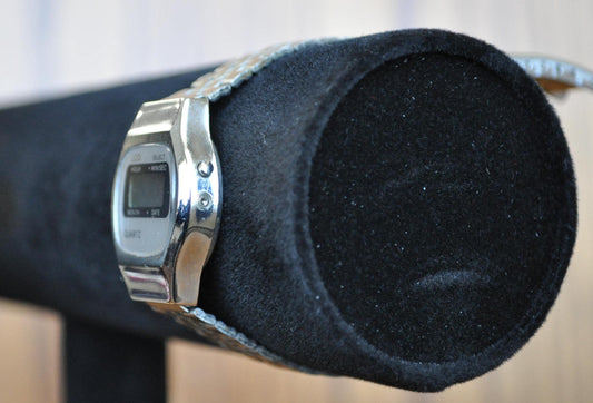 Vintage Retro Quartz LCD Watch - Antique Quartz Retro LCD Watch - Does Not Work