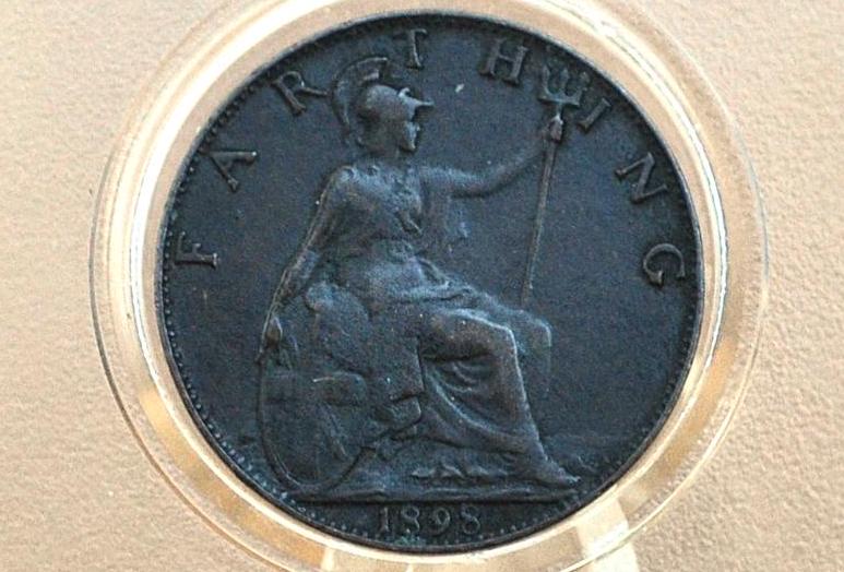 1898 Farthing Great Britain - XF+, Great Coin - UK Farthing 1898 - Queen Victoria Old Head - Bronze