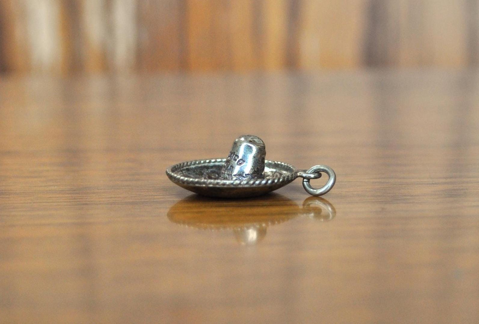 Vintage Sterling Silver 925 Mexico Art Eagle Sombrero Charm - Vintage 925 Mexico Eagle Sombrero Charm - Vintage Sombrero Sterling Silver