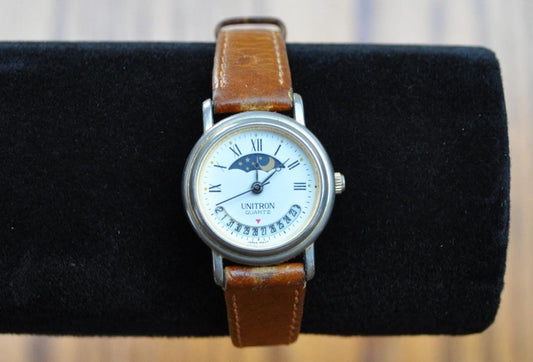 Vintage Edison Moon Phase Watch Unitron Quartz - Vintage Quartz Watch - 13 mm Ostrich Grain