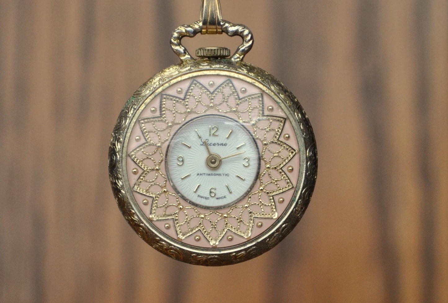 Vintage Lucerne Gold Tone Pocket Watch Pendant - Antique Gold Tone Watch - Not Working!
