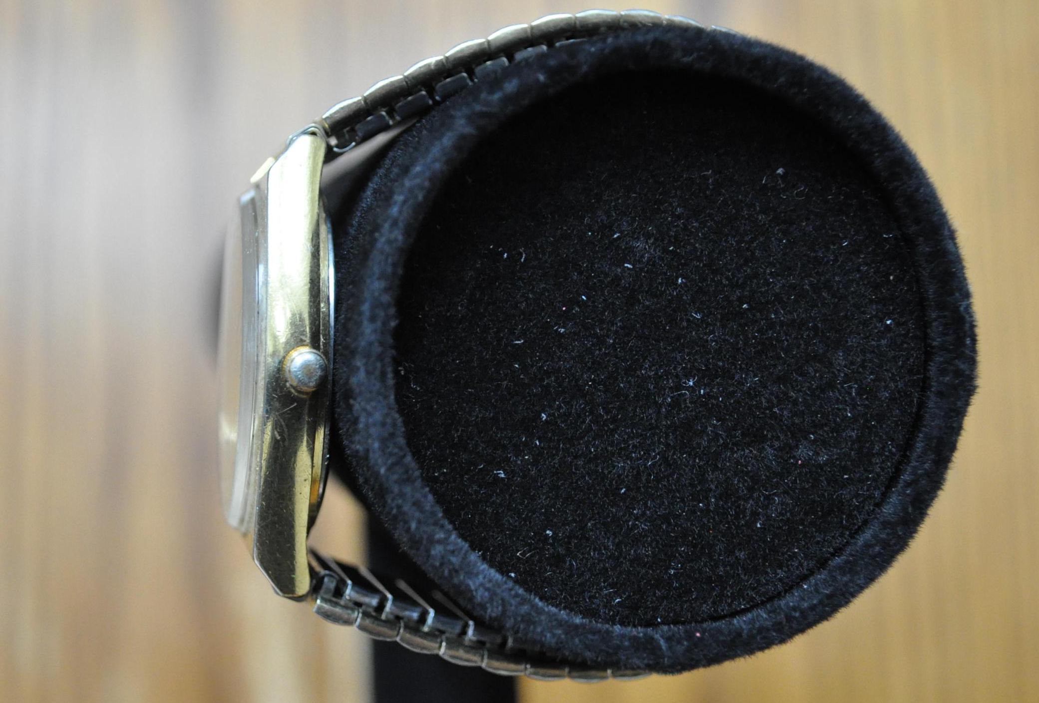 パルサー　アンティーク Vintage Pulsar by Seiko Quartz Gold Plated Men's Watch - Antique