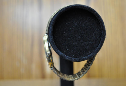 Vintage Seiko Quartz Gold Tone Watch - Antique Gold Tone Seiko Watch V701-6K09 - Not Working