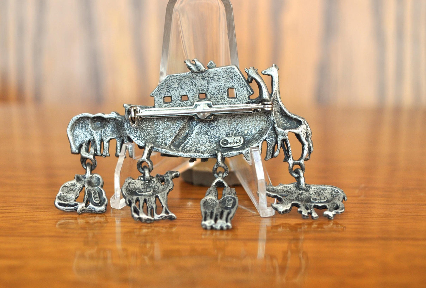 Awesome Pin! - JJ Jonette Noah's Ark Animal Pin - JJ Jewelry