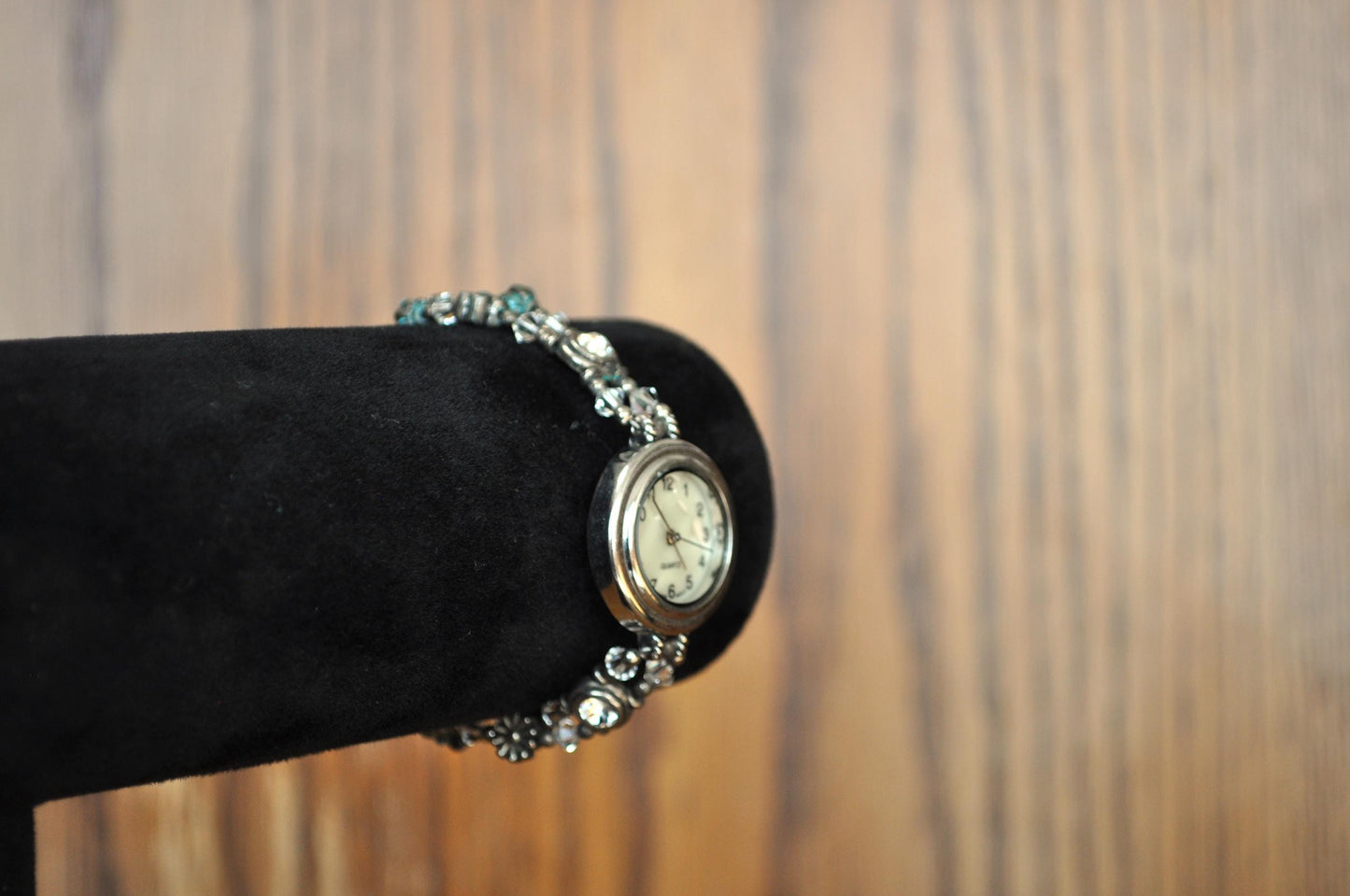 Amazing Quartz Women's Steel Back Intricate Beading Watch - Quartz Flower Beaded Watch - Not Working!