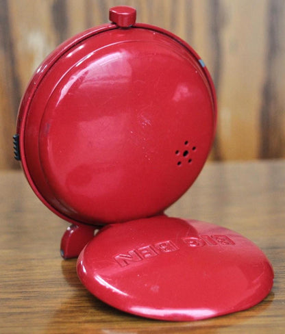 Vintage Big Ben Westclox Red Compact Travel Alarm Clock - Working, New Battery - Big Ben Travel Clasp Super Cool Vintage Alarm Clock!