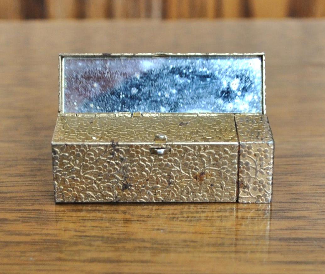 Vintage Avon Refillable Gold Tone Floral Lipstick Compact - With Lipstick, Tender Amber - 1950s Gold Tone Compact Mirror Lipstick Holder