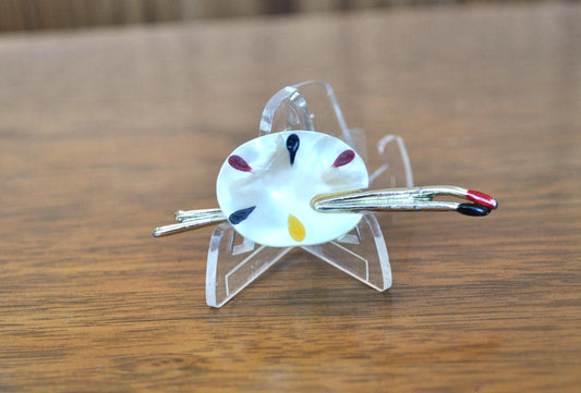 Vintage 1960s White Lucite Painter Palette Brooch - Vintage 60s Painter Brooch - White Lucite Painters Brooch