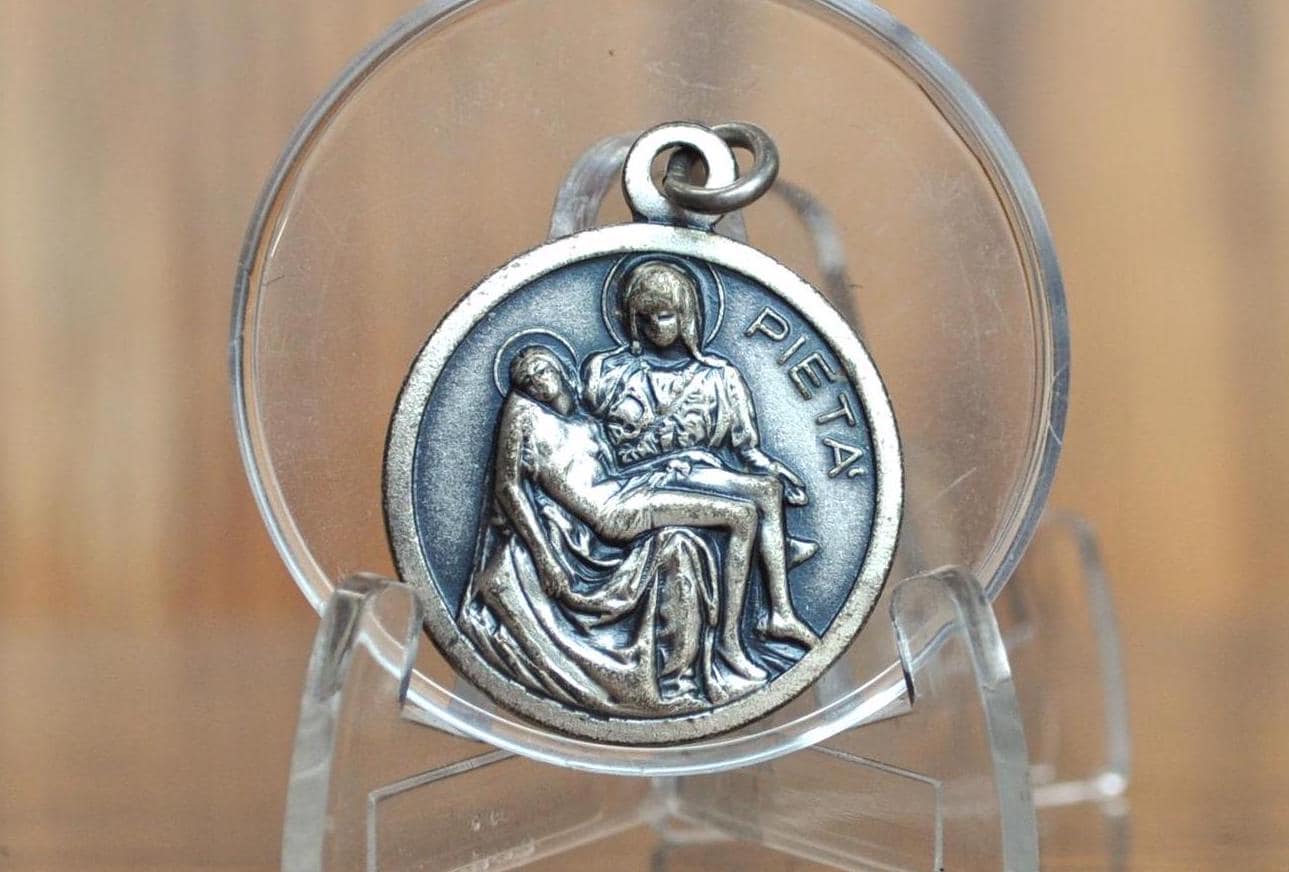 Vintage Pieta and Pope Paulus VI Charm - Catholic Religious Pendant - Pope Paulus VI and Pieta Charm Pendant