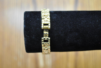 Vintage Gruen Diamond Quartz Gold Nugget Watch - Diamond Quartz Gold Nugget Gruen Watch - Not Working!